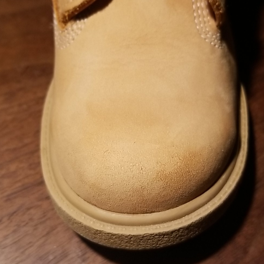 Kids Size 12 Timberland Boots w/ Dry Cleaning Kit - Picture 3 of 9